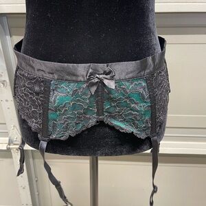 Vtg VICTORIA'S SECRET Seduction SATIN & LACE GARTER BELT Floral Sheer XS/S